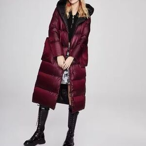 Maxi Hooded Down/Puffer Jacket Burgundy S